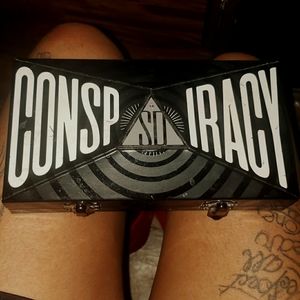 JEFFREE STAR COSMETICS Conspiracy Collection - Conspiracy Palette